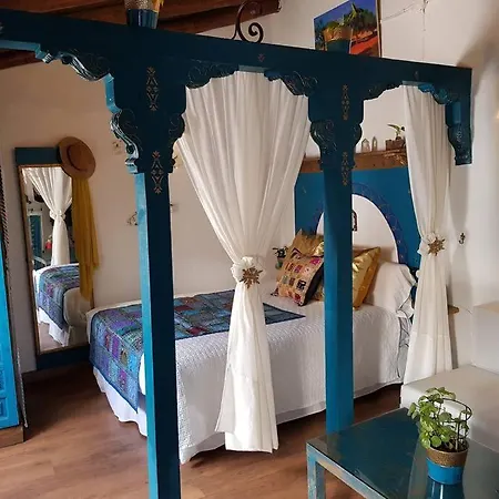 Con Bano Y Entrada Independiente. Apartment *