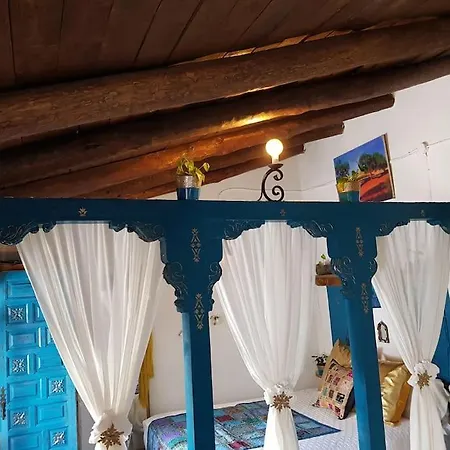 Con Bano Y Entrada Independiente. Ronda